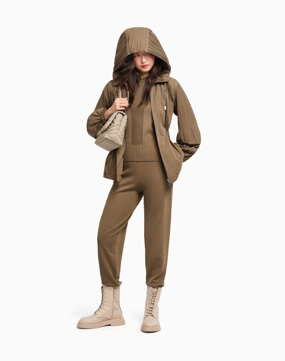 top-con-detalle-en-contraste-asv-marrn--armani-exchange