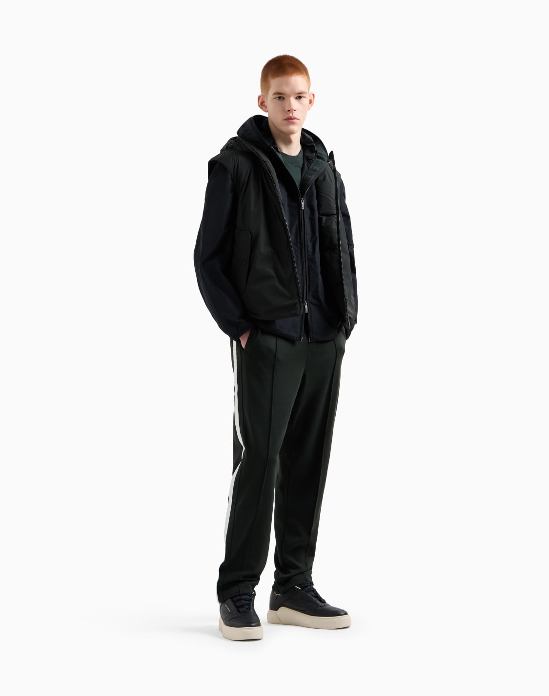 veste-avec-capuche-et-poches-bleu-marine--armani-exchange