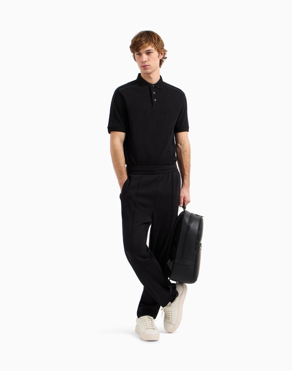 polo-piqu-de-corte-regular-con-bandas-en-los-hombros-negro--armani-exchange