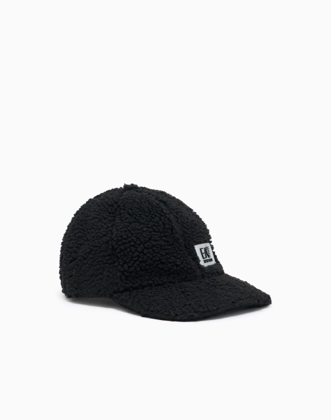 contemporary-sport-baseball-cap-in-teddy-effect-fabric-black--ea7