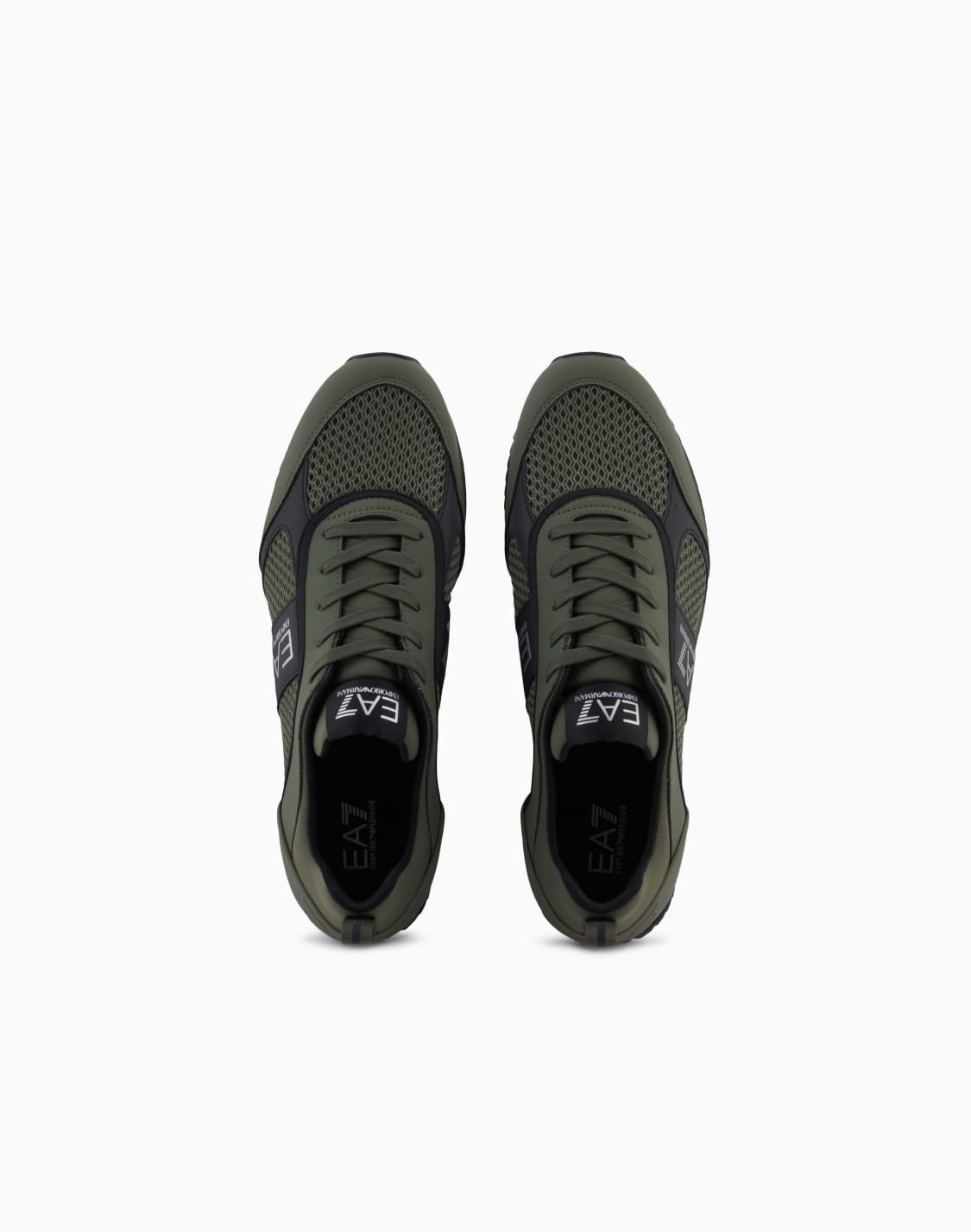 black-and-white-laces-sneakers-green--ea7