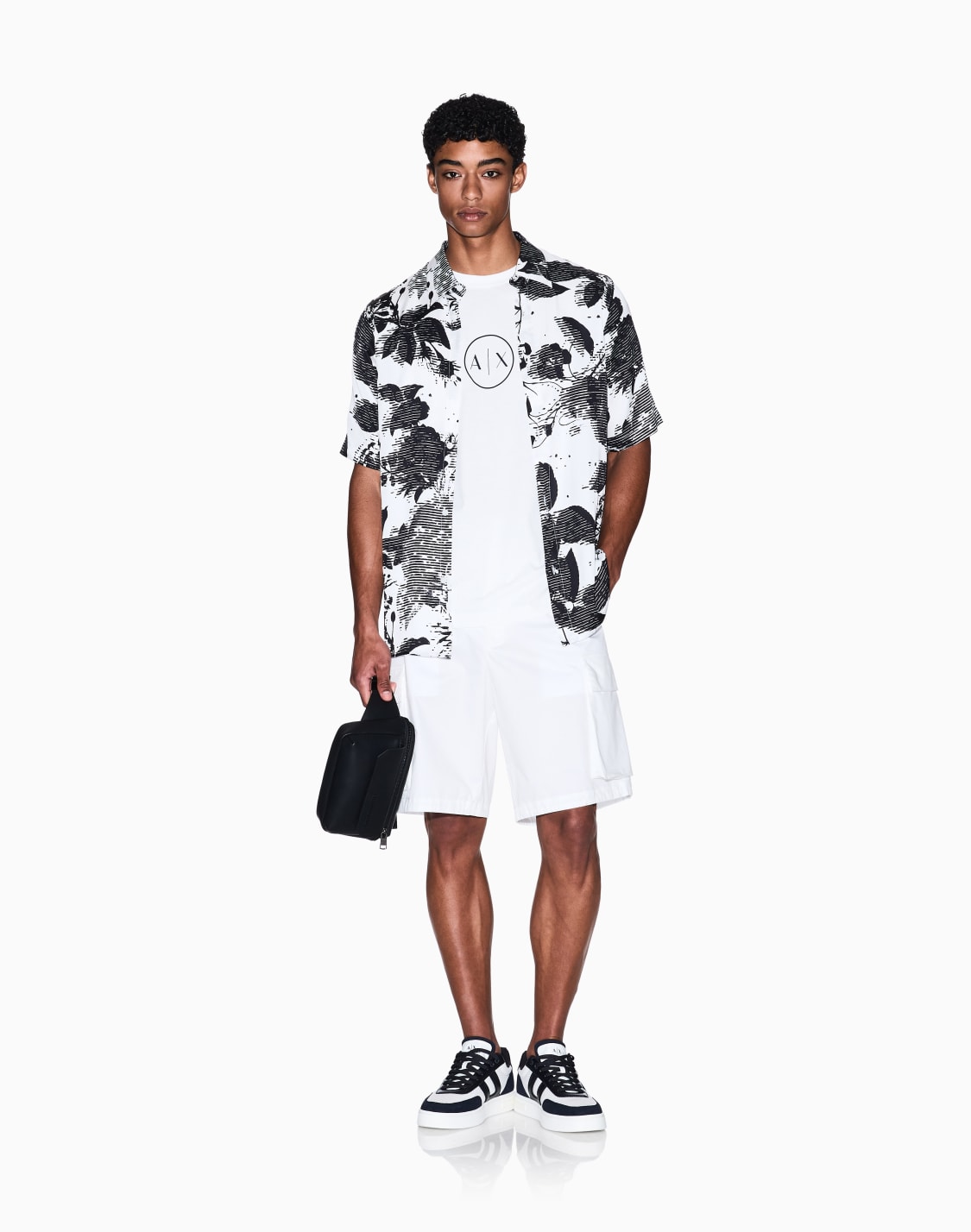 twill-cargo-bermuda-shorts-white--armani-exchange
