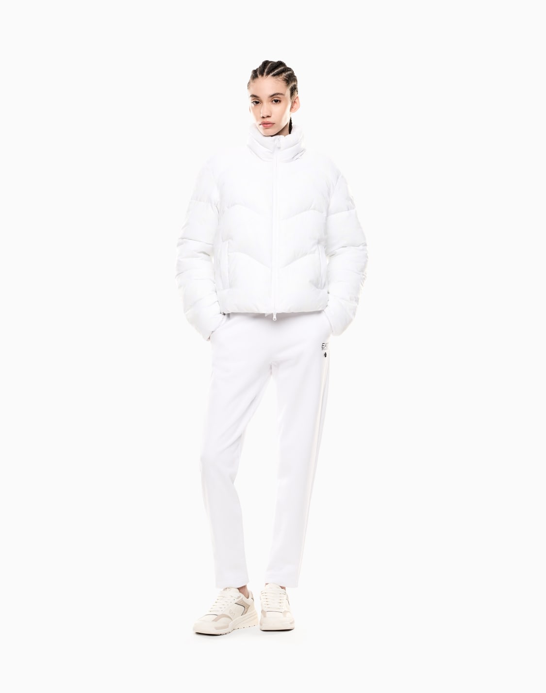 veste-matelasse-en-nylon-avec-imprim-monogramme-all-over-blanc--ea7
