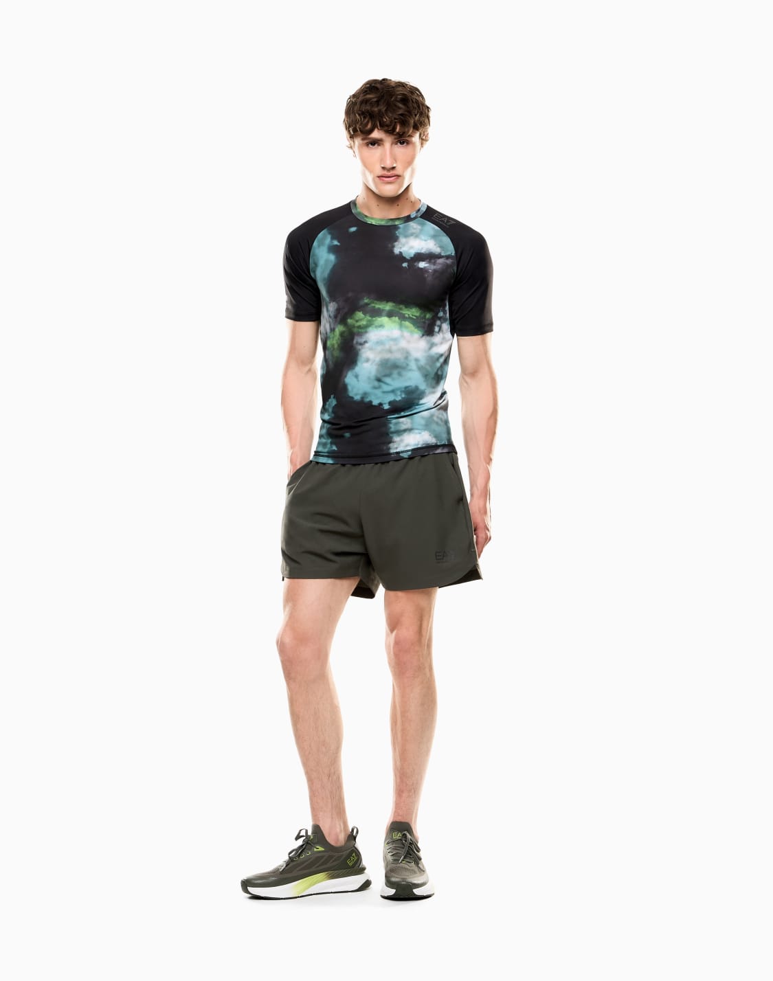 dynamic-athlete-shorts-in-vigor7-technical-fabric-green--ea7