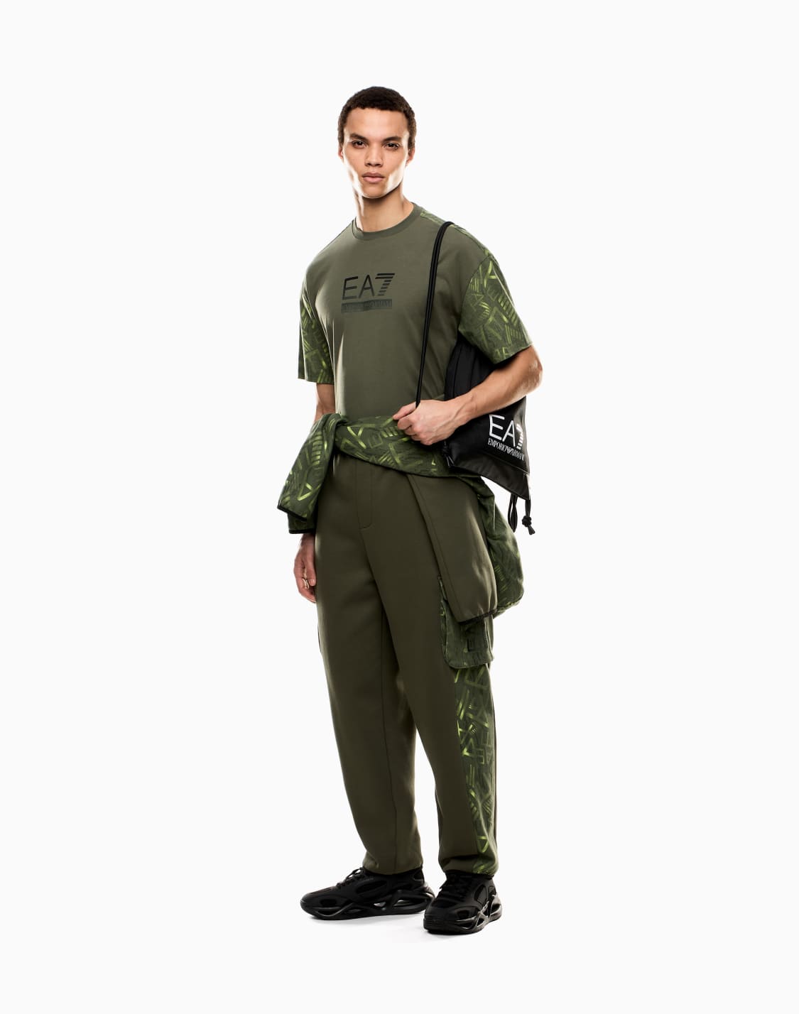 graphic-series-cotton-jersey-cargo-trousers-green--ea7