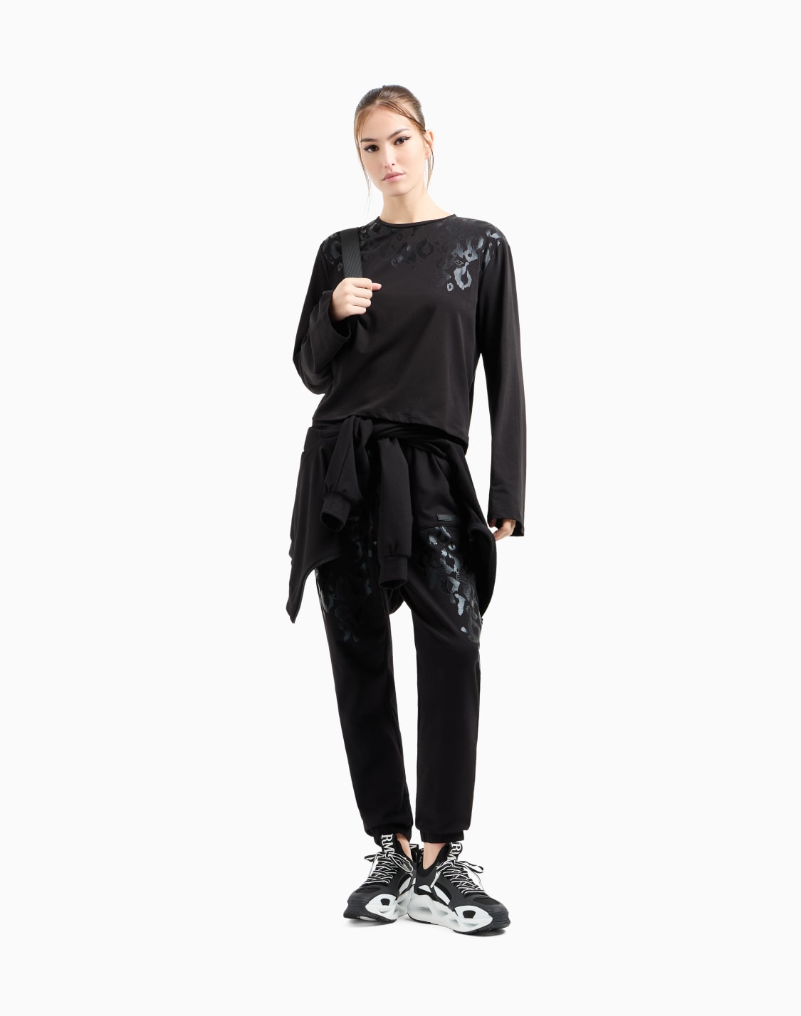 graphic-series-stretch-cotton-long-sleeved-t-shirt-black--ea7