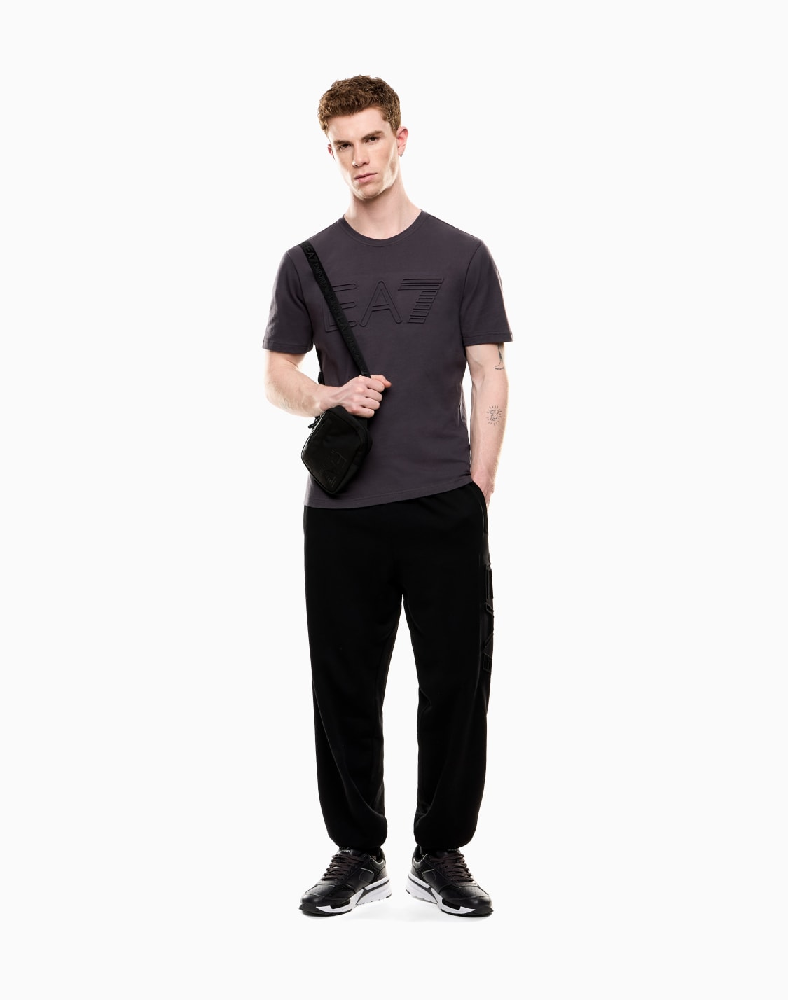 logo-series-short-sleeved-organic-cotton-jersey-t-shirt-grey--ea7