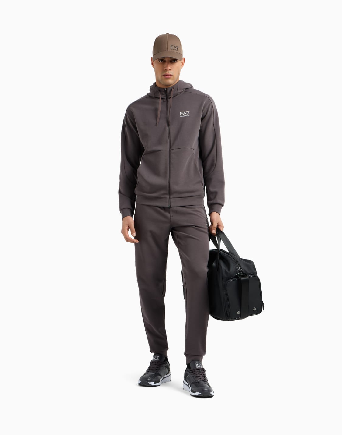 dynamic-athlete-tracksuit-in-natural-ventus7-technical-fabric-grey--ea7