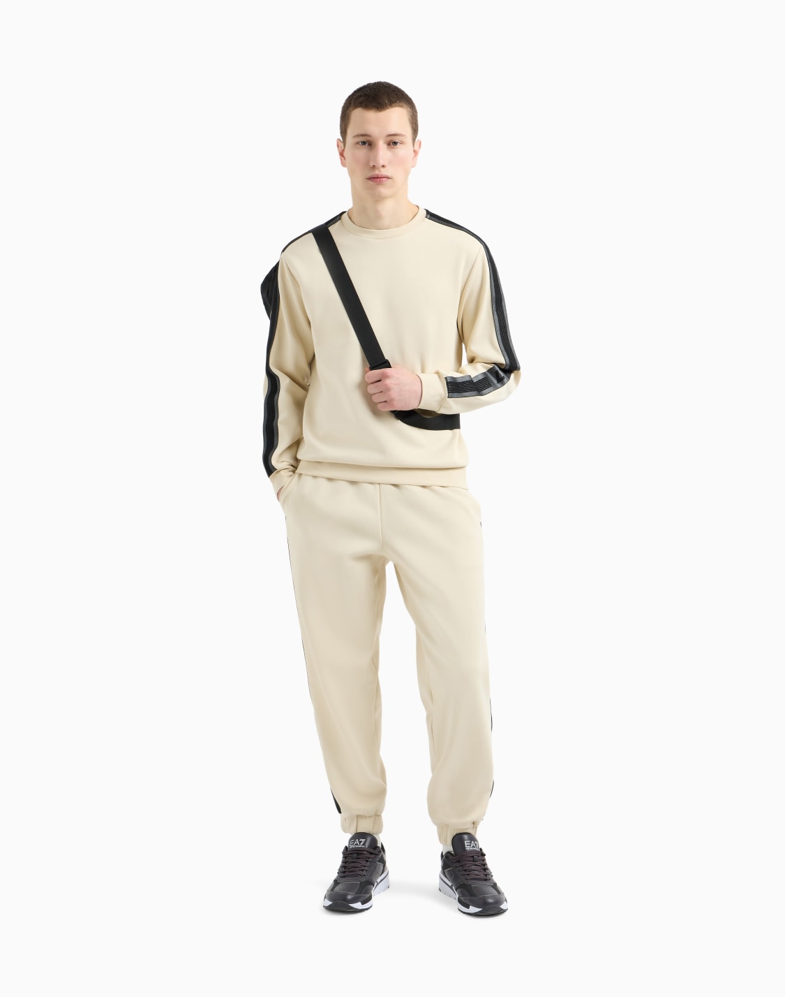 felpa-girocollo-logo-series-in-jersey-di-cotone-beige--ea7