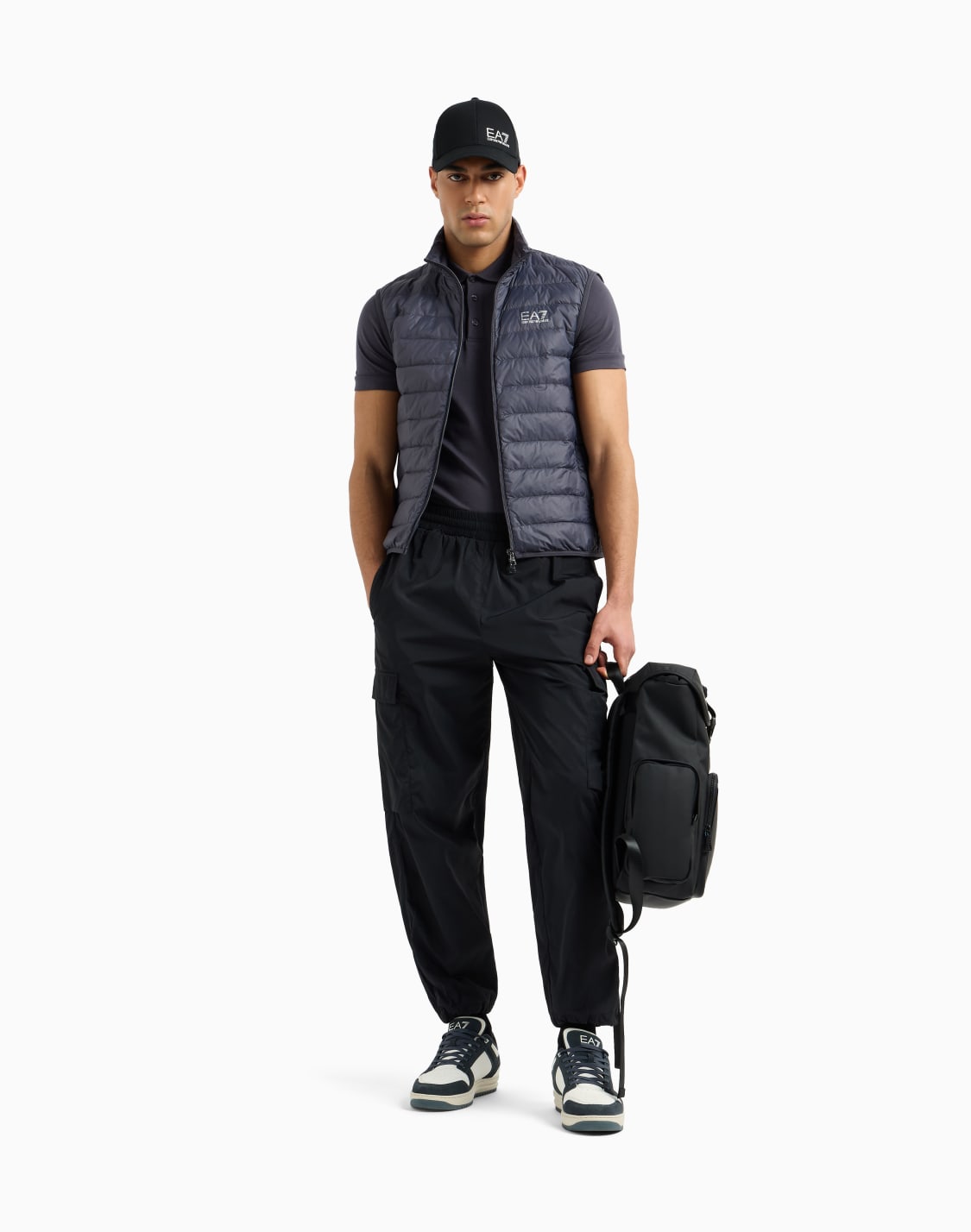 core-identity-packable-gilet-grey--ea7