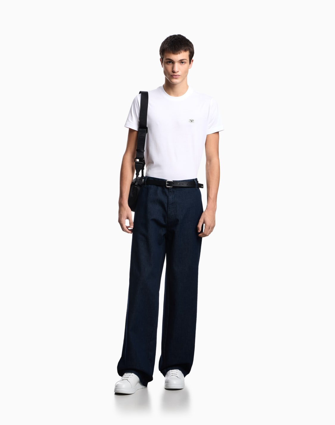 camiseta-de-punto-supima-con-microparche-de-logotipo-blanco--emporio-armani
