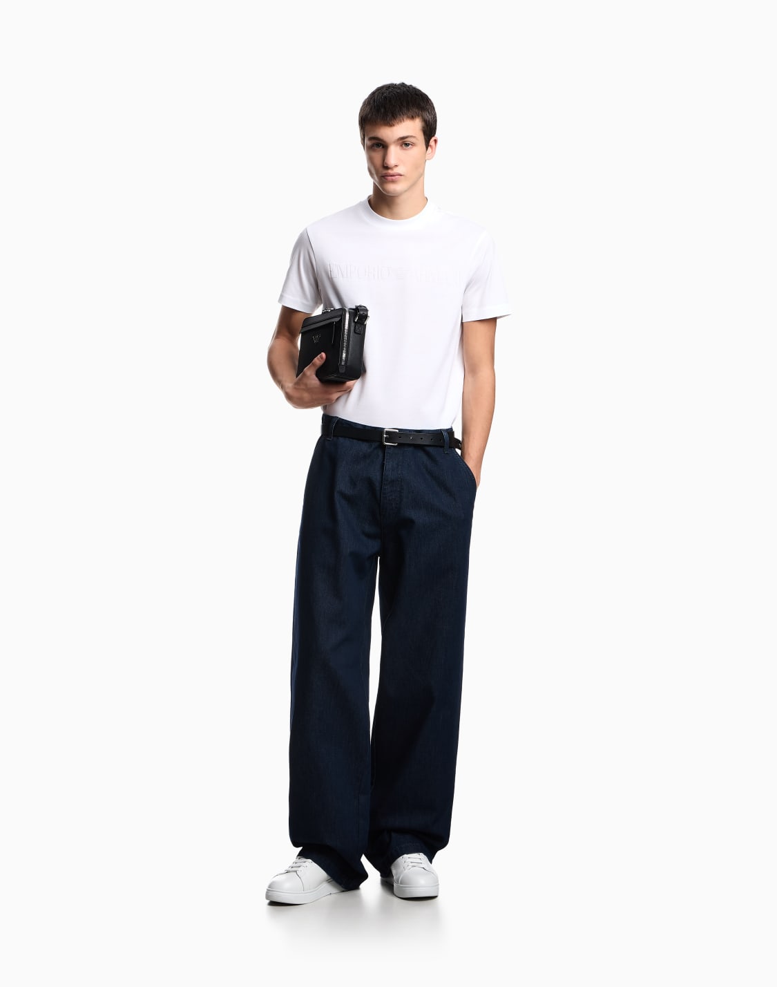 camiseta-de-punto-con-logotipo-en-tejido-jacquard-blanco--emporio-armani