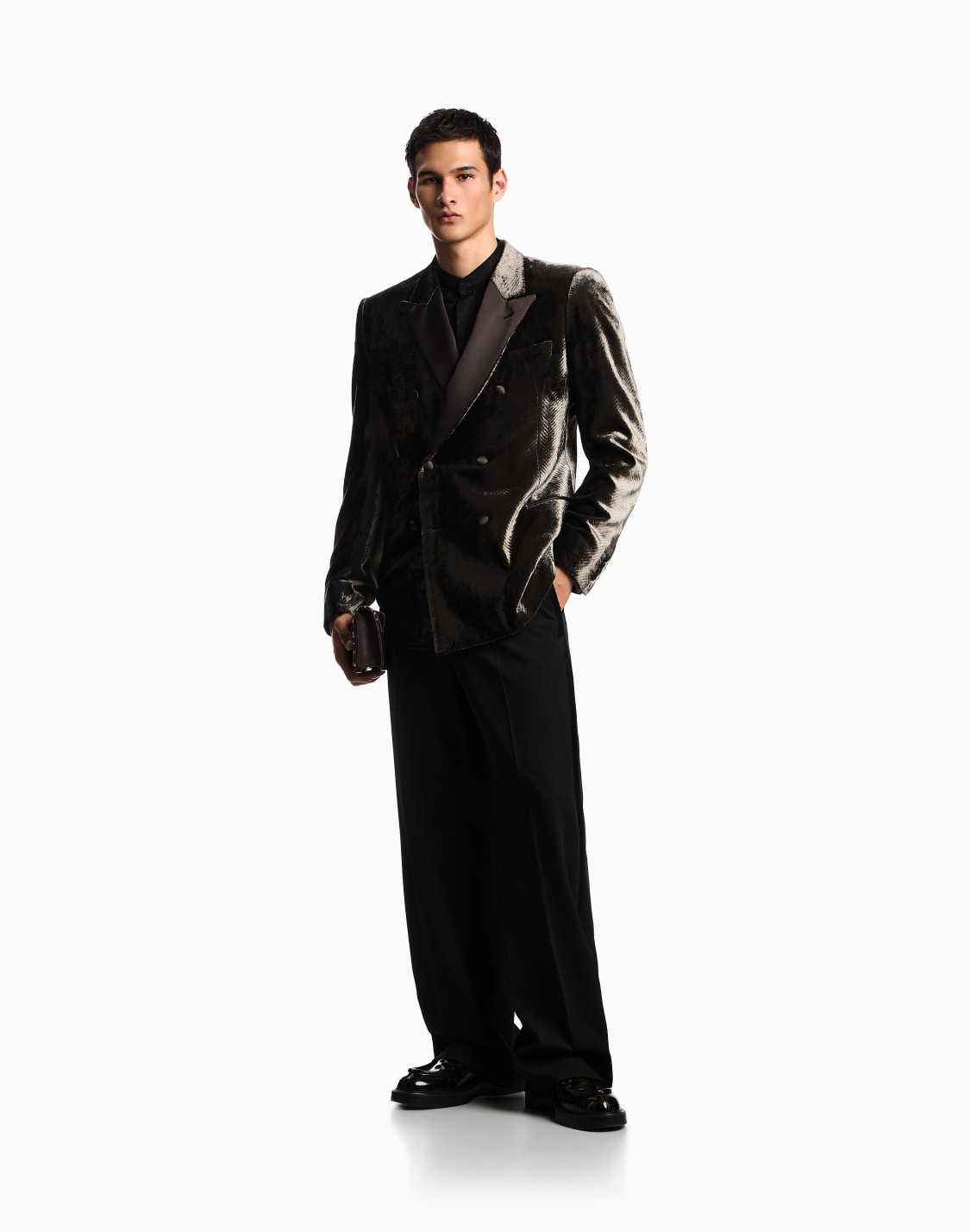 veste-simple-boutonnage-en-velours-imprim-motif-chevron-gris--emporio-armani