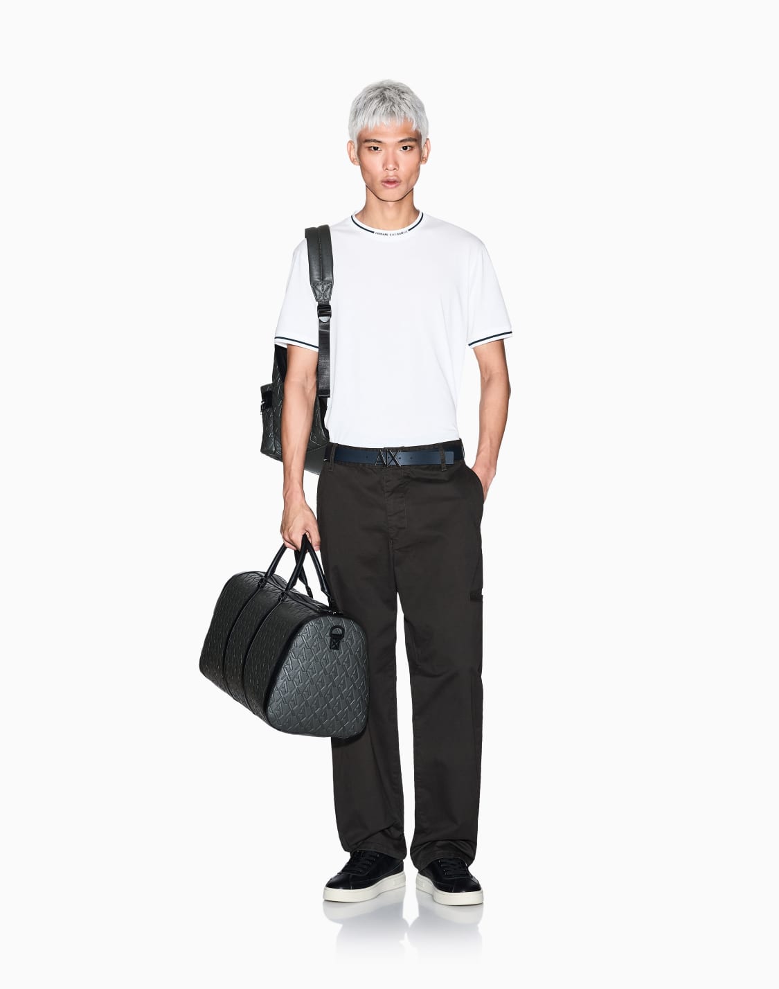 pantaloni-casual-marrone--armani-exchange