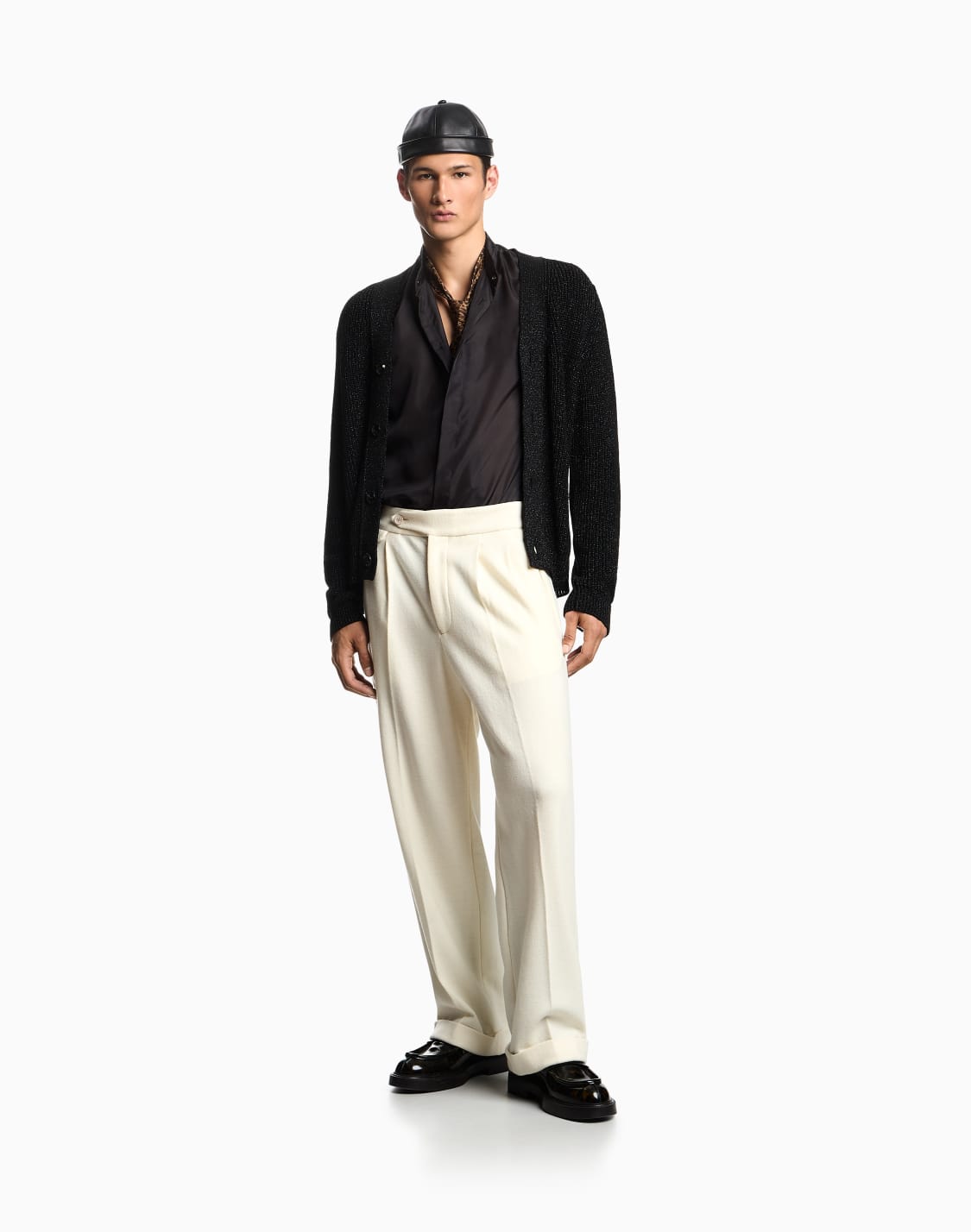 camisa-plisada-de-seda-pura-con-cuello-de-tira-negro--emporio-armani