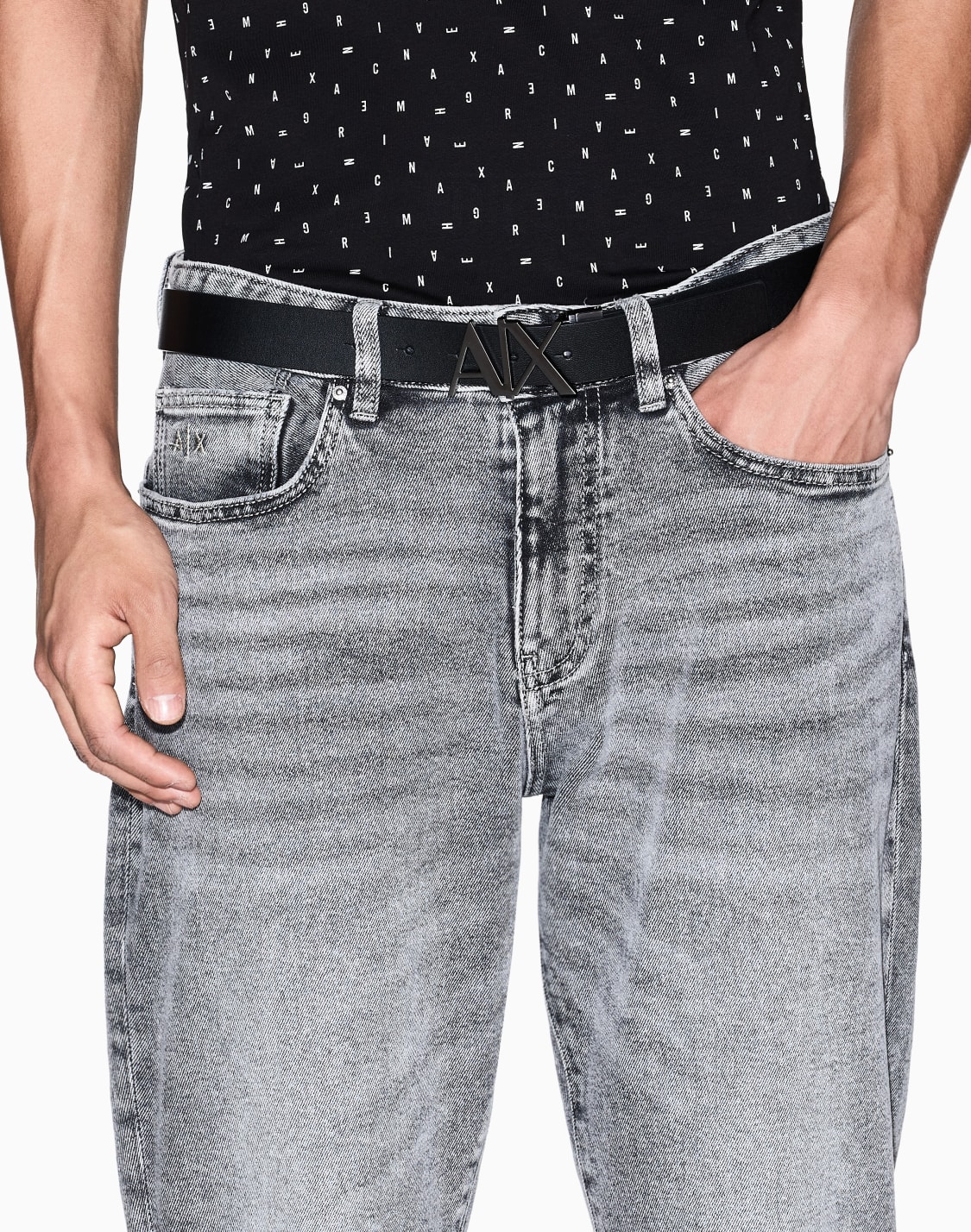Straight fit jeans in comfort denim