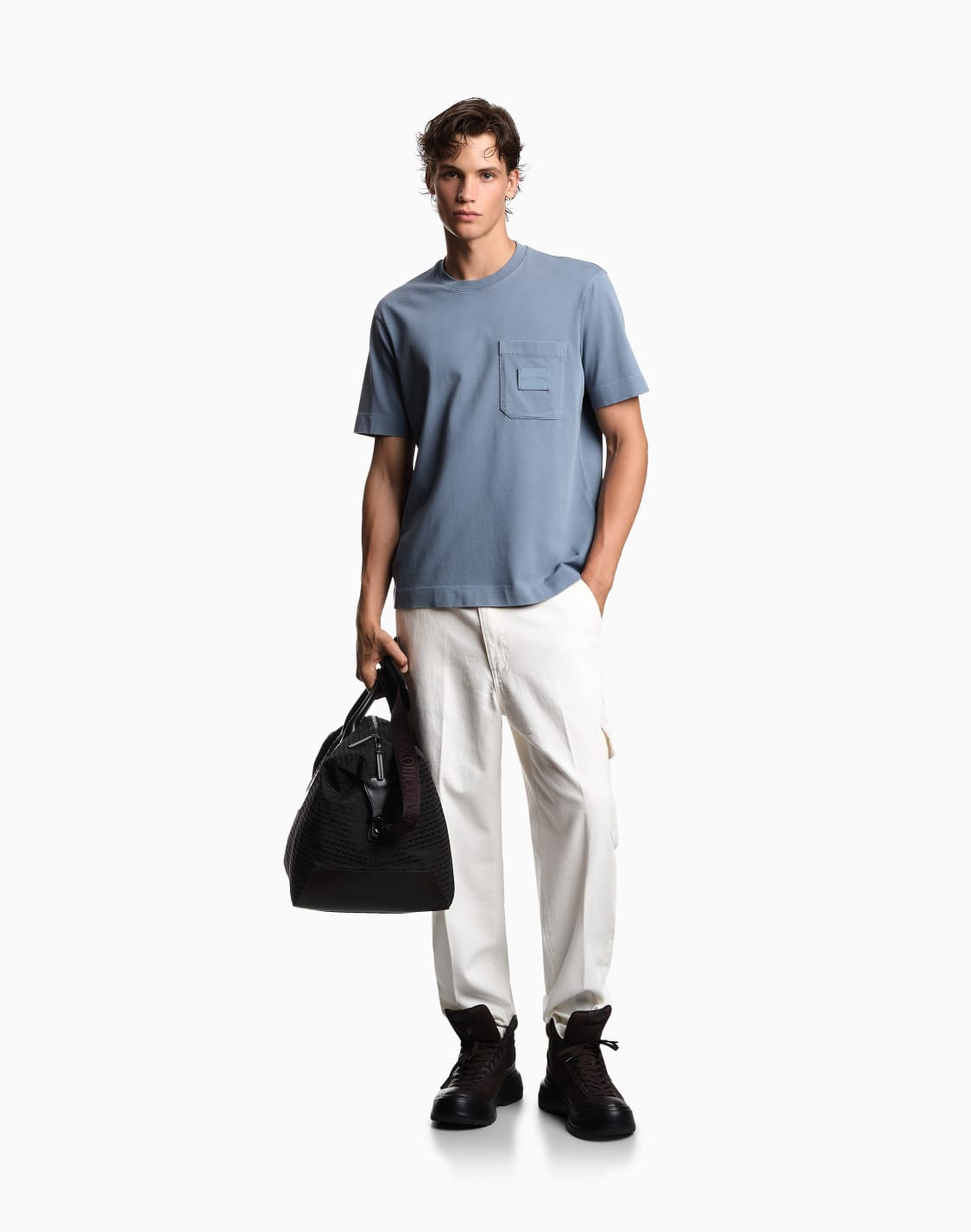 t-shirt-en-jersey-avec-cusson-logo-en-cuir-asv-bleu-clair--emporio-armani