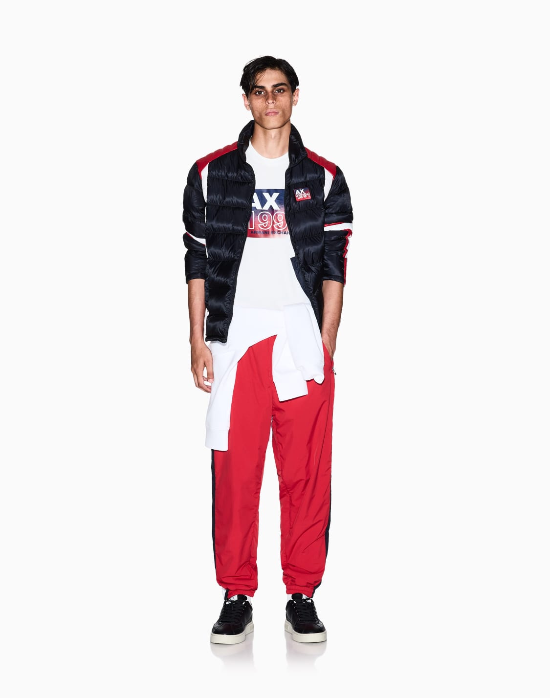 regular-fit-t-shirt-with-gradient-print-white--armani-exchange