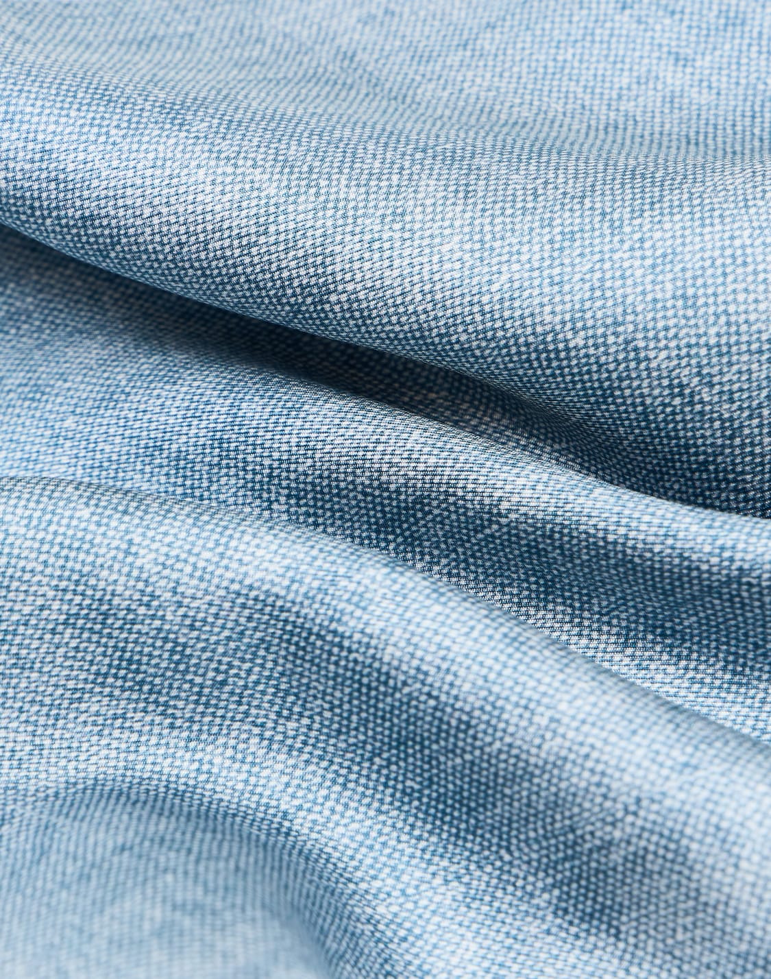 silk-scarf-with-a-faded-effect-light-blue--giorgio-armani