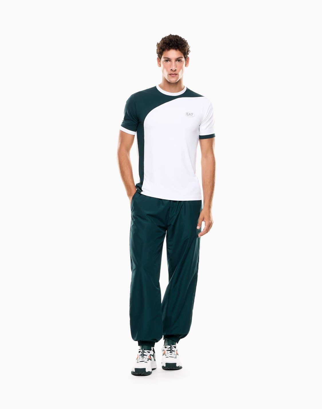 tennis-pro-crew-neck-t-shirt-in-ventus7-technical-fabric-white--ea7
