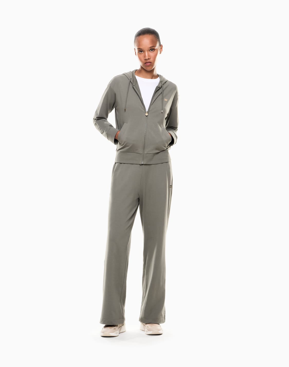 survtement-core-lady-en-coton-stretch-vert--ea7