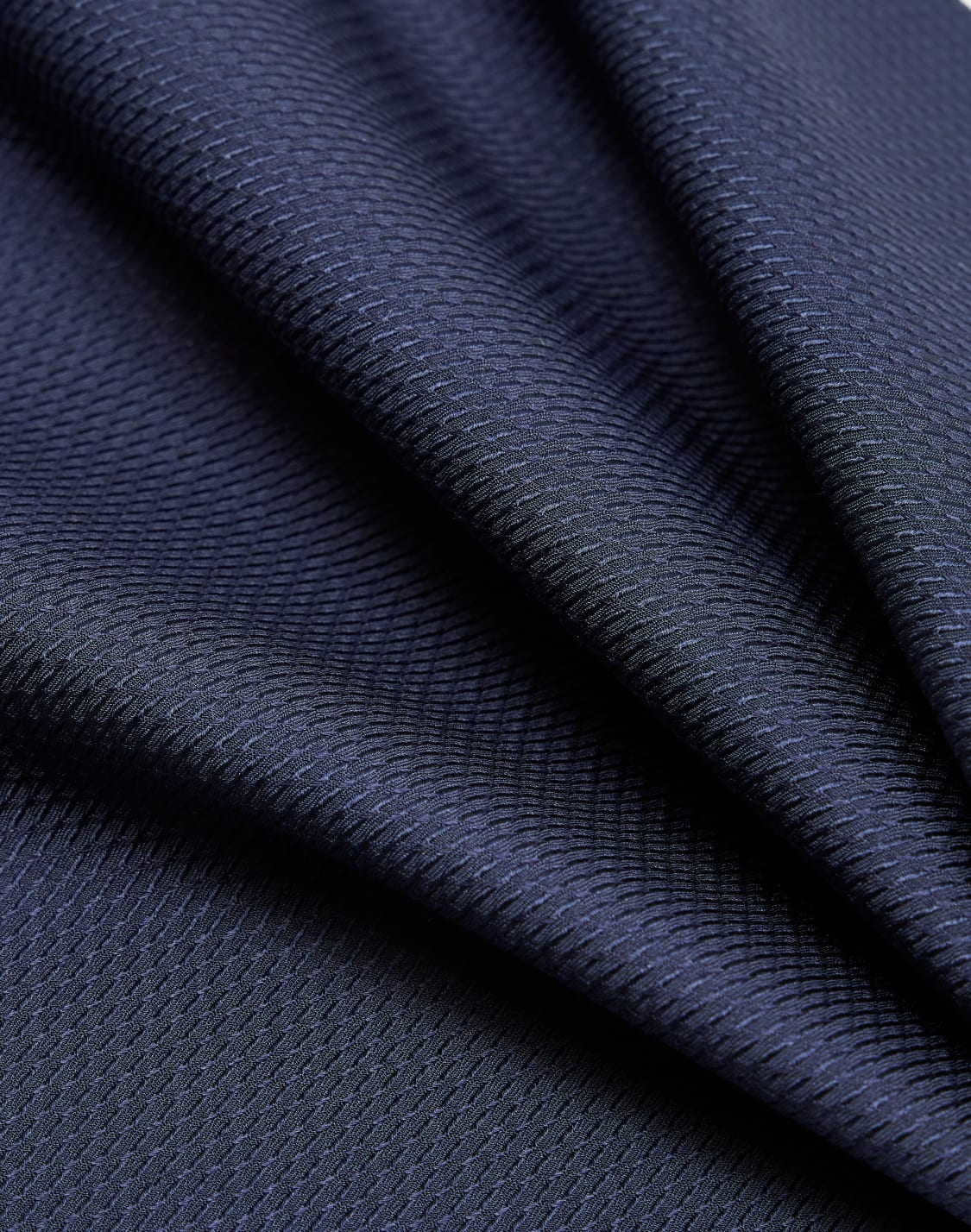 ポケットチフ-ピュアシルク-マイクロテクスチャ-ネイビブル--emporio-armani