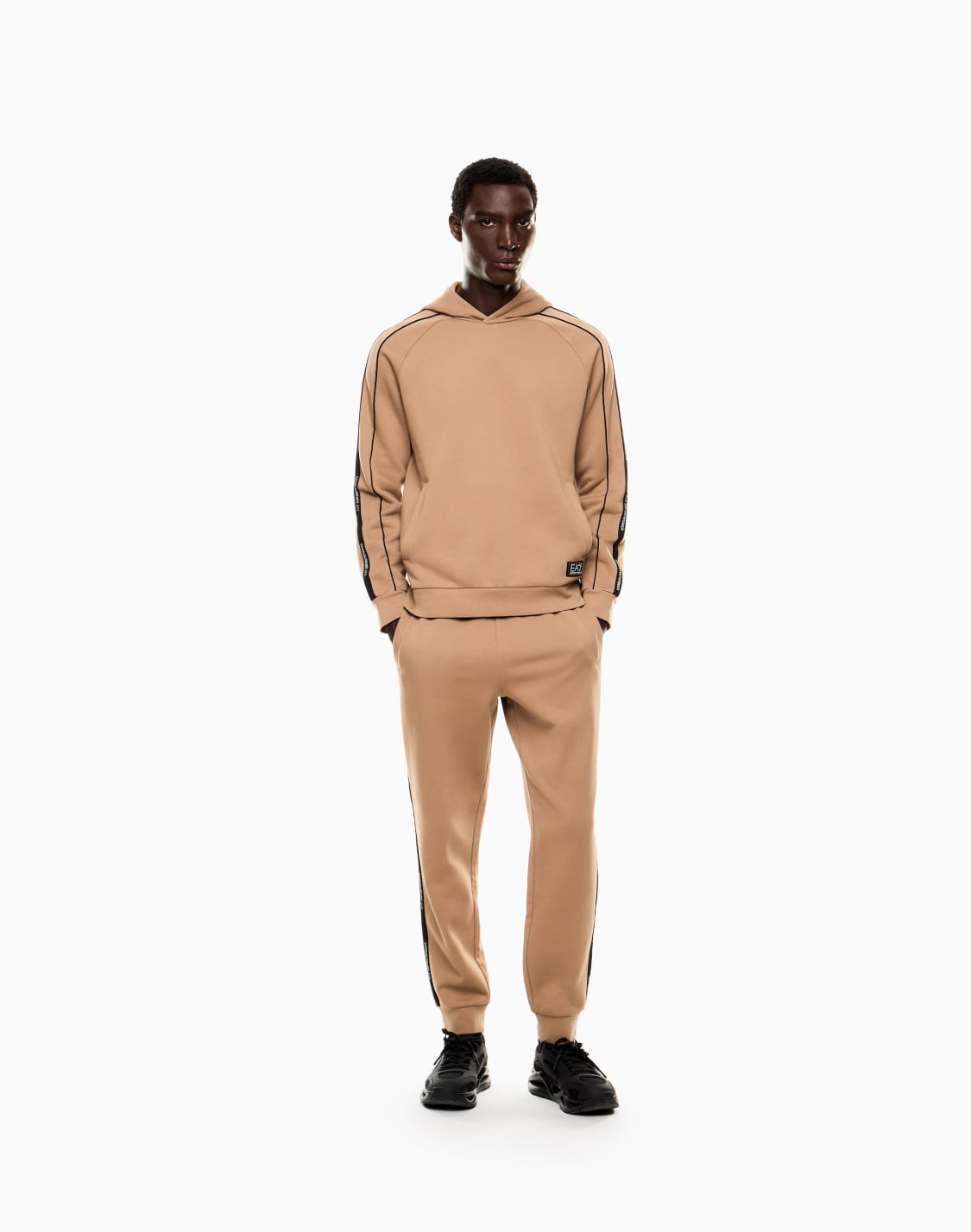 logo-series-sweatshirt-mit-kapuze-aus-baumwollmischgewebe-beige--ea7