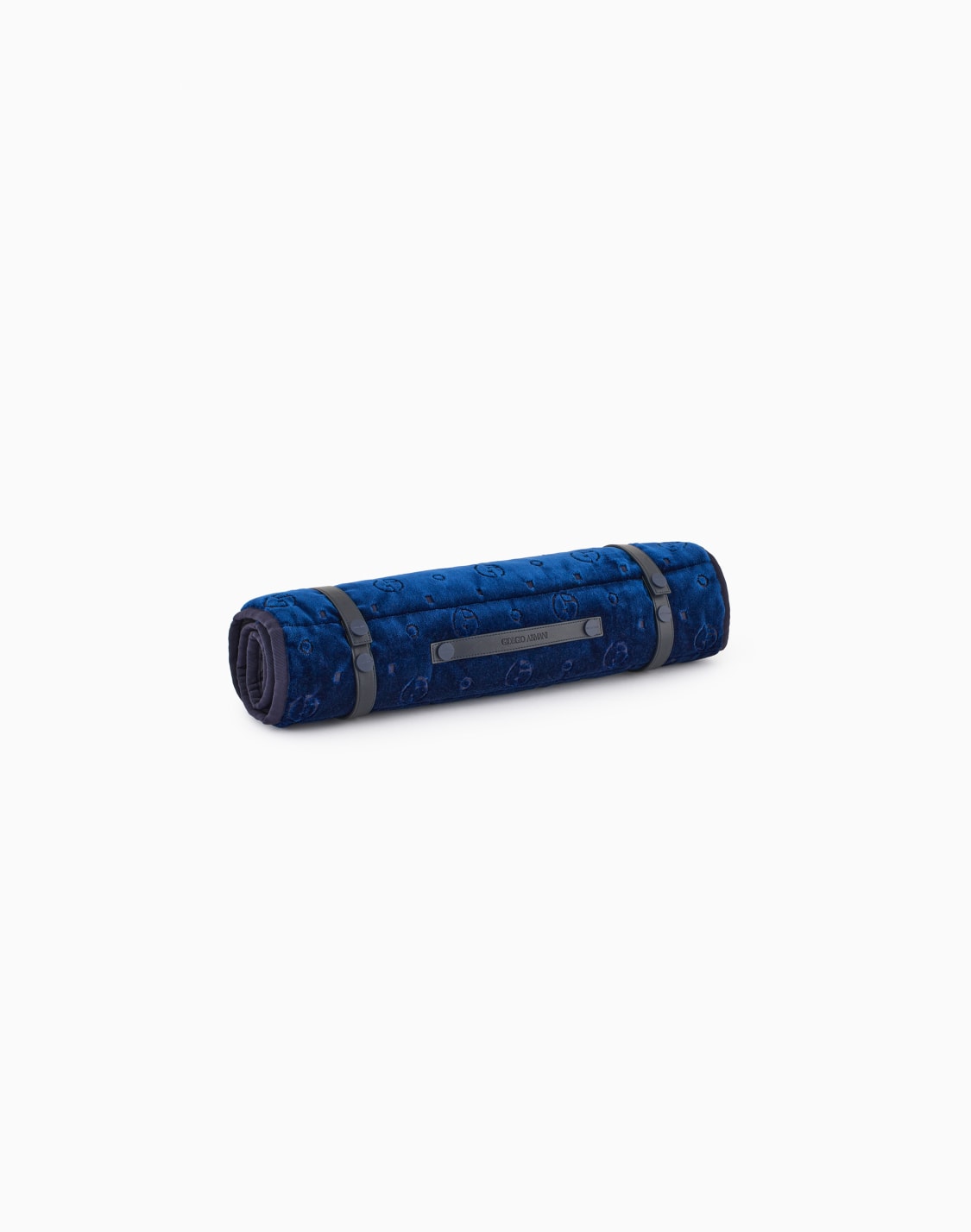 tapis-de-voyage-poldo-x-giorgio-armani-en-velours-jacquard-monogramme-bleu--giorgio-armani