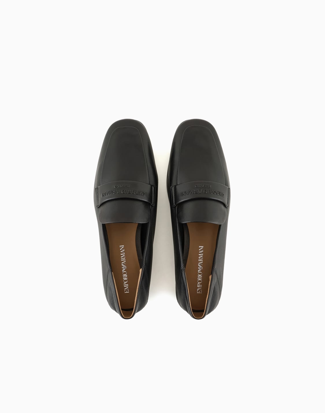mocasines-de-napa-con-logotipo-en-relieve-negro--emporio-armani