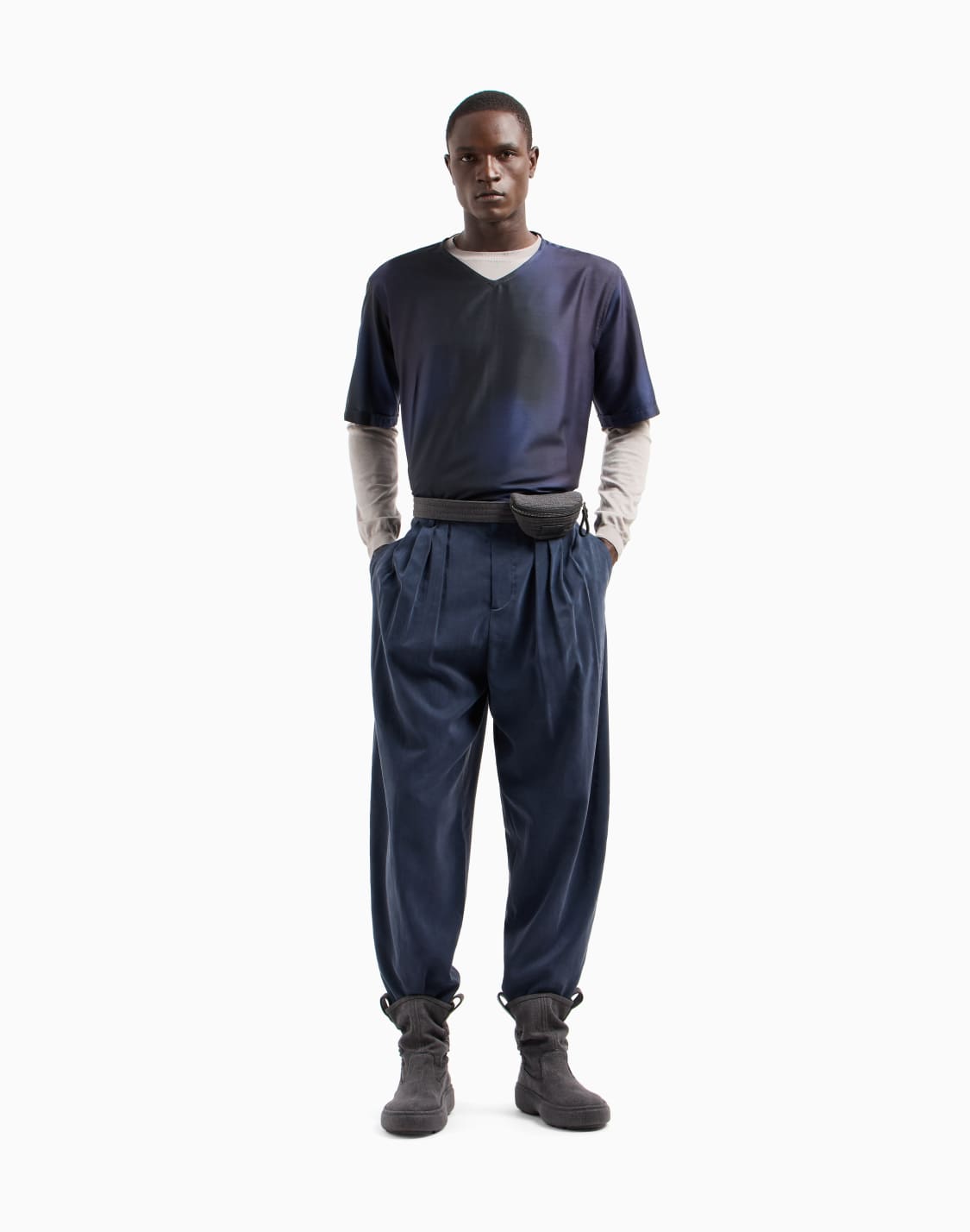jersey-de-cuello-redondo-de-cachemir-gris--giorgio-armani