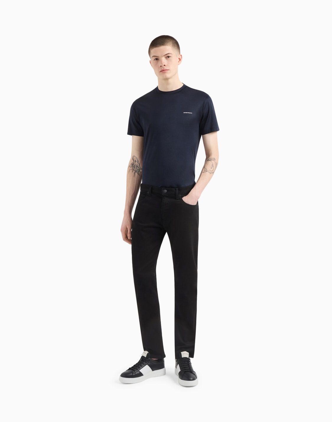 camiseta-de-punto-de-mezcla-de-lyocell-con-micrologotipo-con-inscripcin-asv-azul-marino--emporio-armani