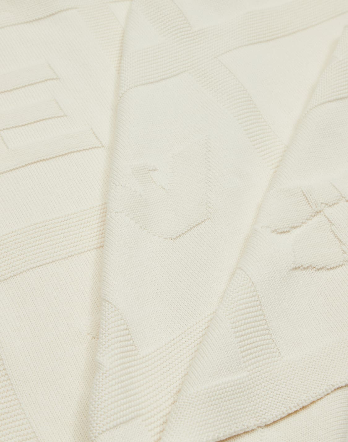 logo-and-tendresse-intarsia-blanket-white--emporio-armani