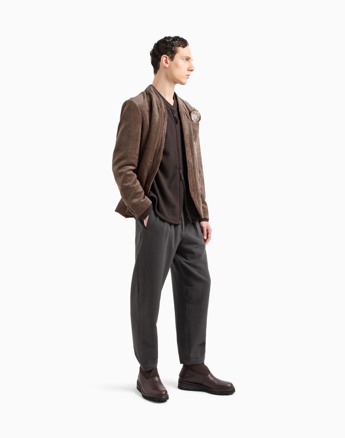 hose-mit-einer-bundfalte-aus-schurwolle-kaschmir-und-seersucker-grau--giorgio-armani