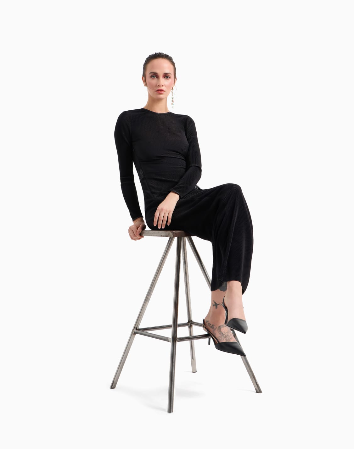 robe-longue-en-jersey-pliss-noir--giorgio-armani