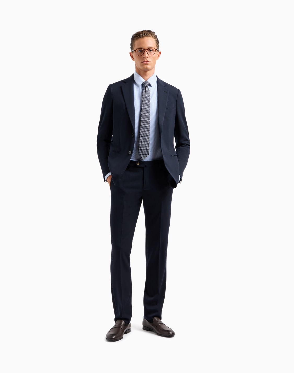costume-simple-boutonnage-gamme-manhattan-en-laine-vierge-stretch-bleu-marine--giorgio-armani