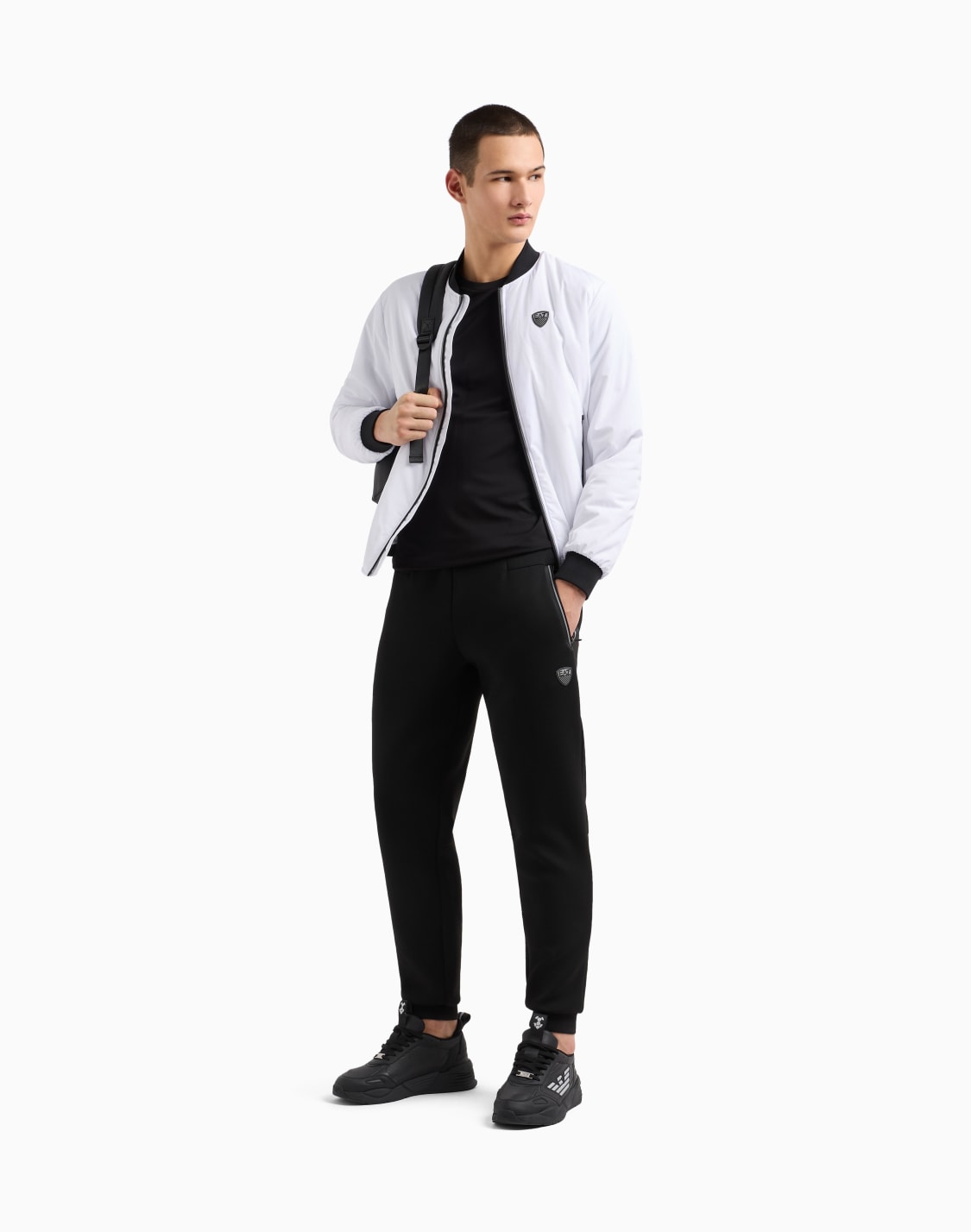 pantalones-de-chndal-de-mezcla-de-viscosa-elstica-premium-shield-negro--ea7