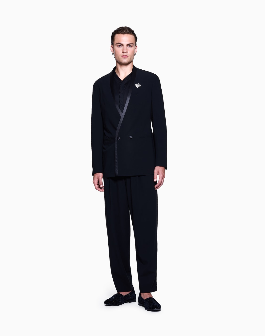 wool-crpe-double-breasted-jacket-black--giorgio-armani