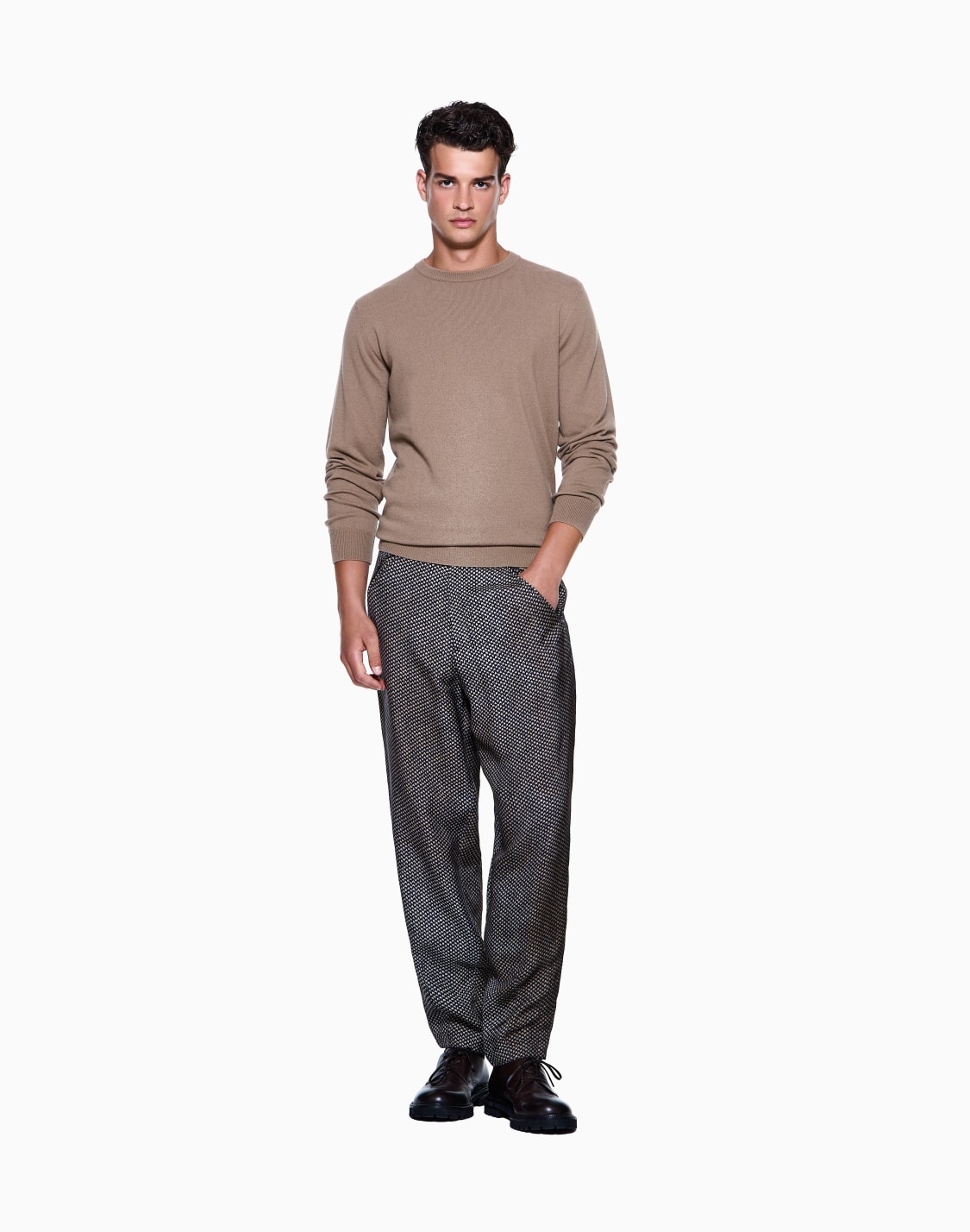 pull-ras-du-cou-en-cachemire-beige--giorgio-armani