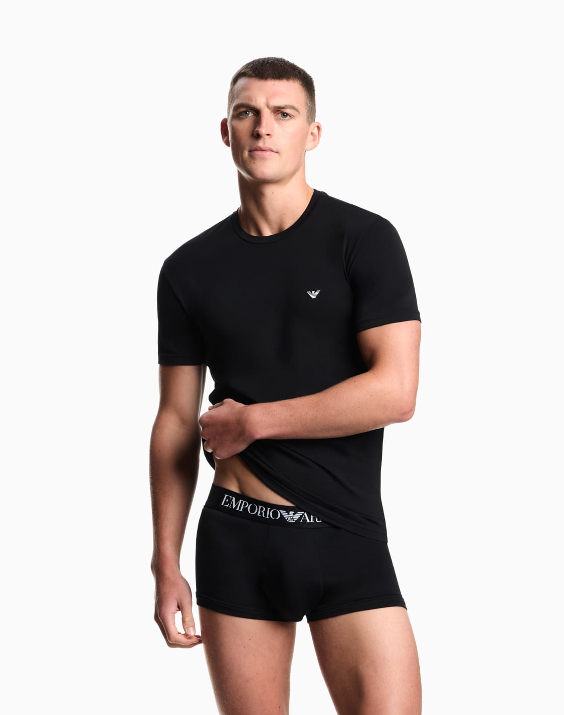 オンライン限定ラウンジウェアtシャツ-ストレッチジャジ-タイトフィット-ブラック--emporio-armani