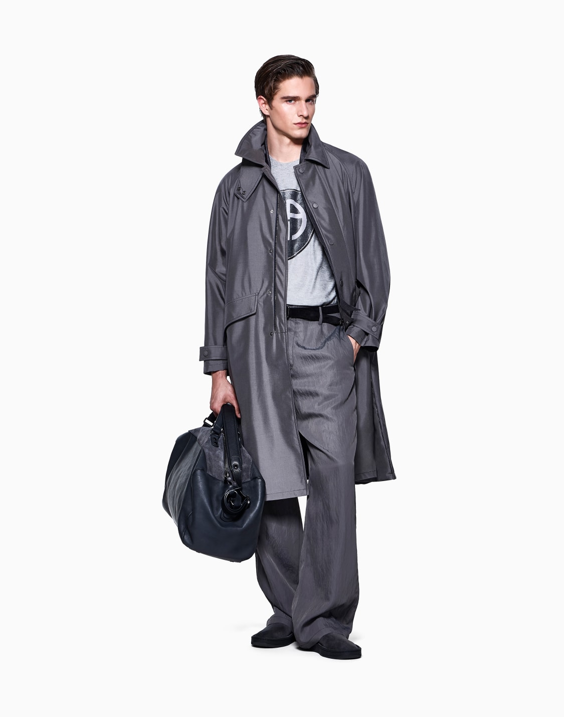 t-shirt-girocollo-in-jersey-di-viscosa-e-cashmere-grigio--giorgio-armani