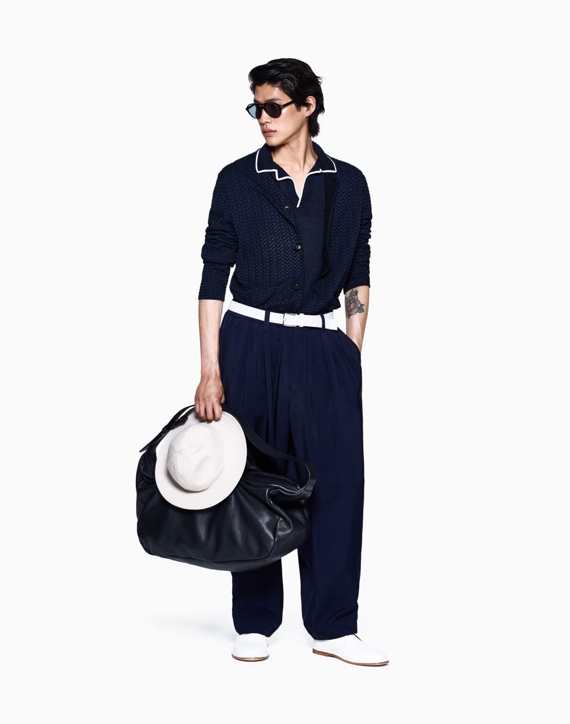 polo-en-maille-de-mlange-lin-et-soie-bleu-marine--giorgio-armani