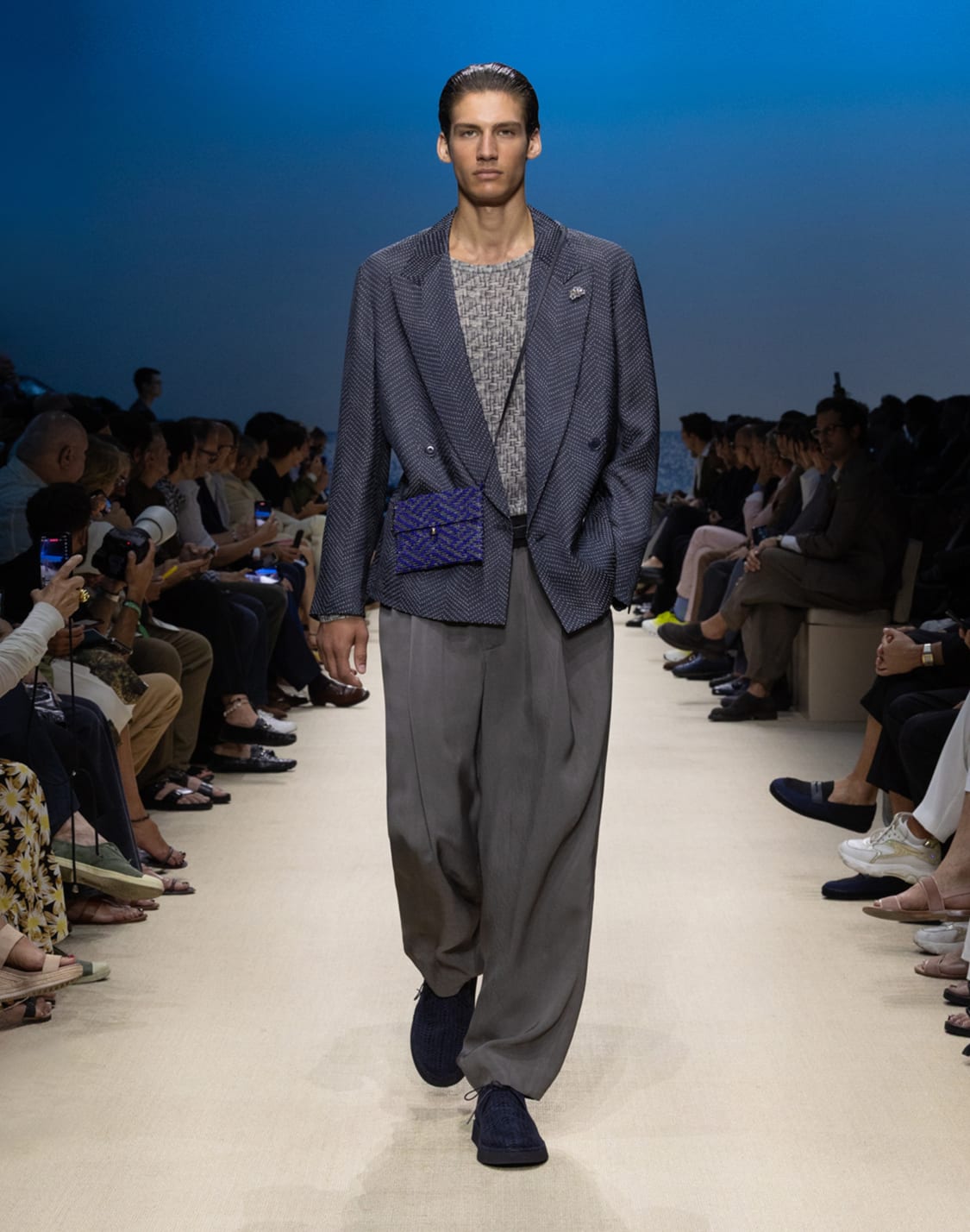 jumpers-grey--giorgio-armani