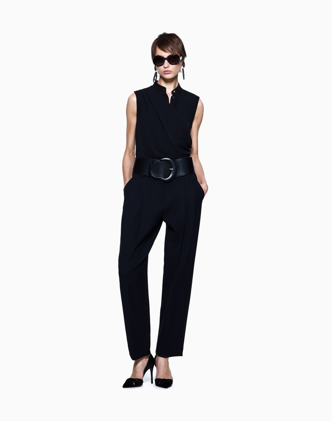 top-drap-en-triple-georgette-de-soie-noir--giorgio-armani