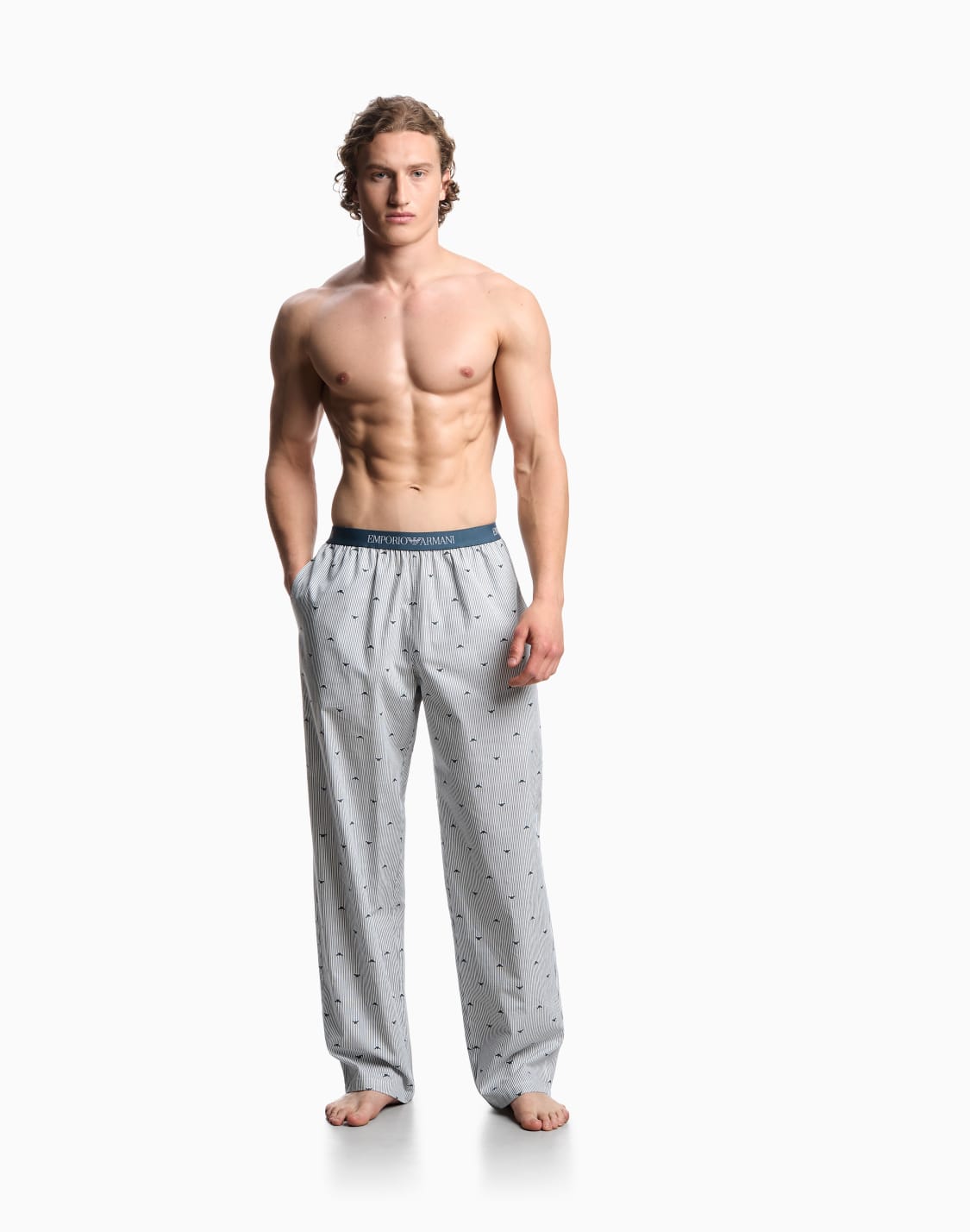 pantalon-de-dtente-motif-logo-jacquard--motif--emporio-armani