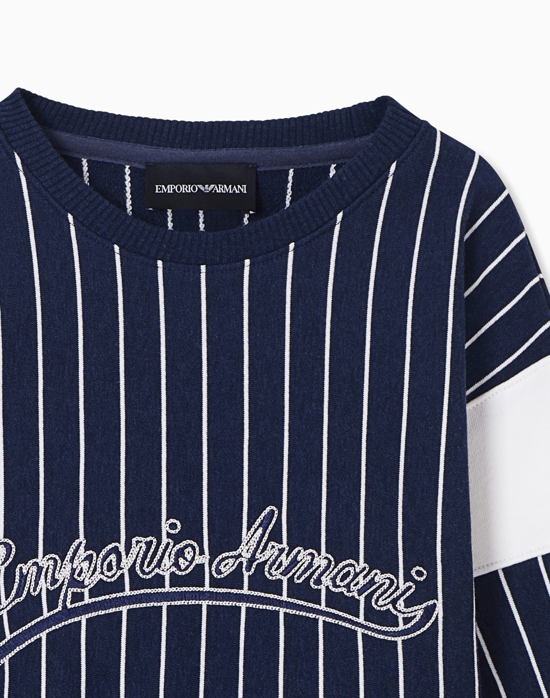 후드-없는-스웨트셔츠-네이비-블루--emporio-armani