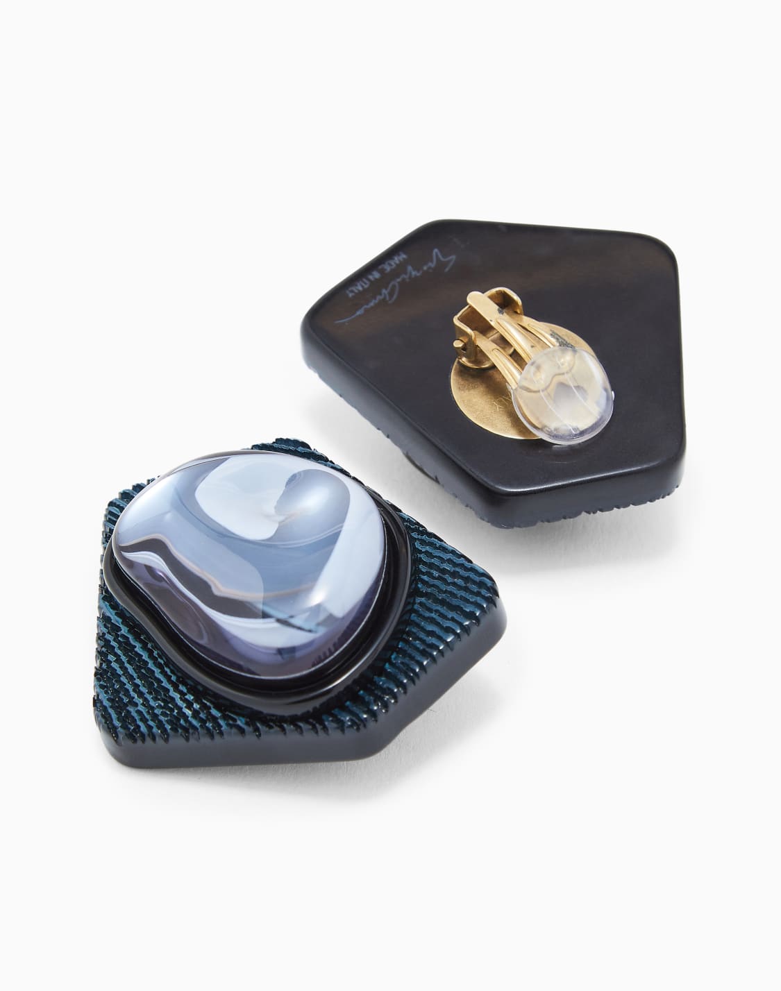 earrings-grey--giorgio-armani