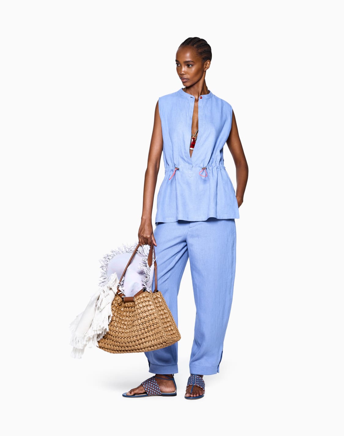 pantalons-dcontracts-bleu-clair--giorgio-armani