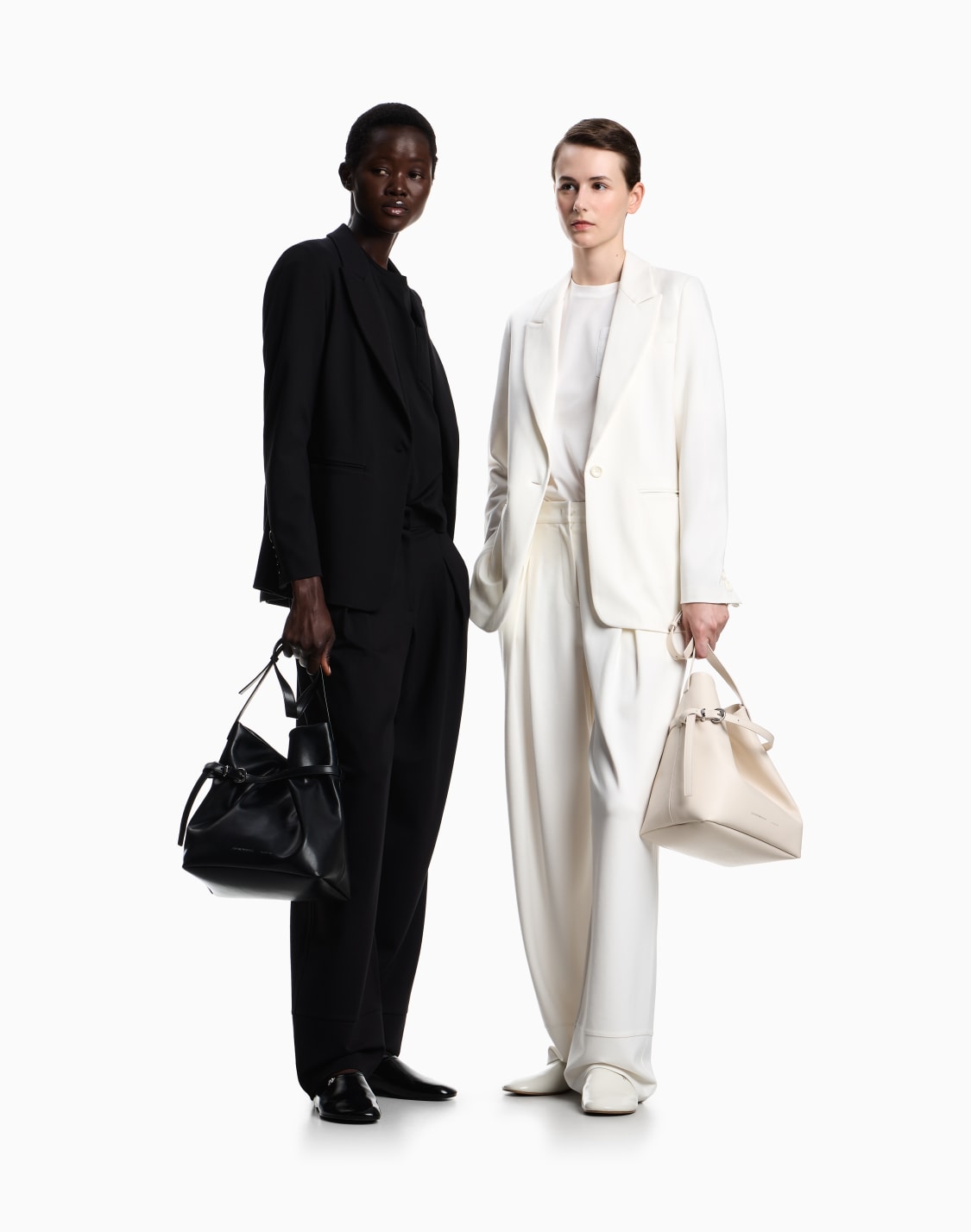 casual-trousers-black--emporio-armani