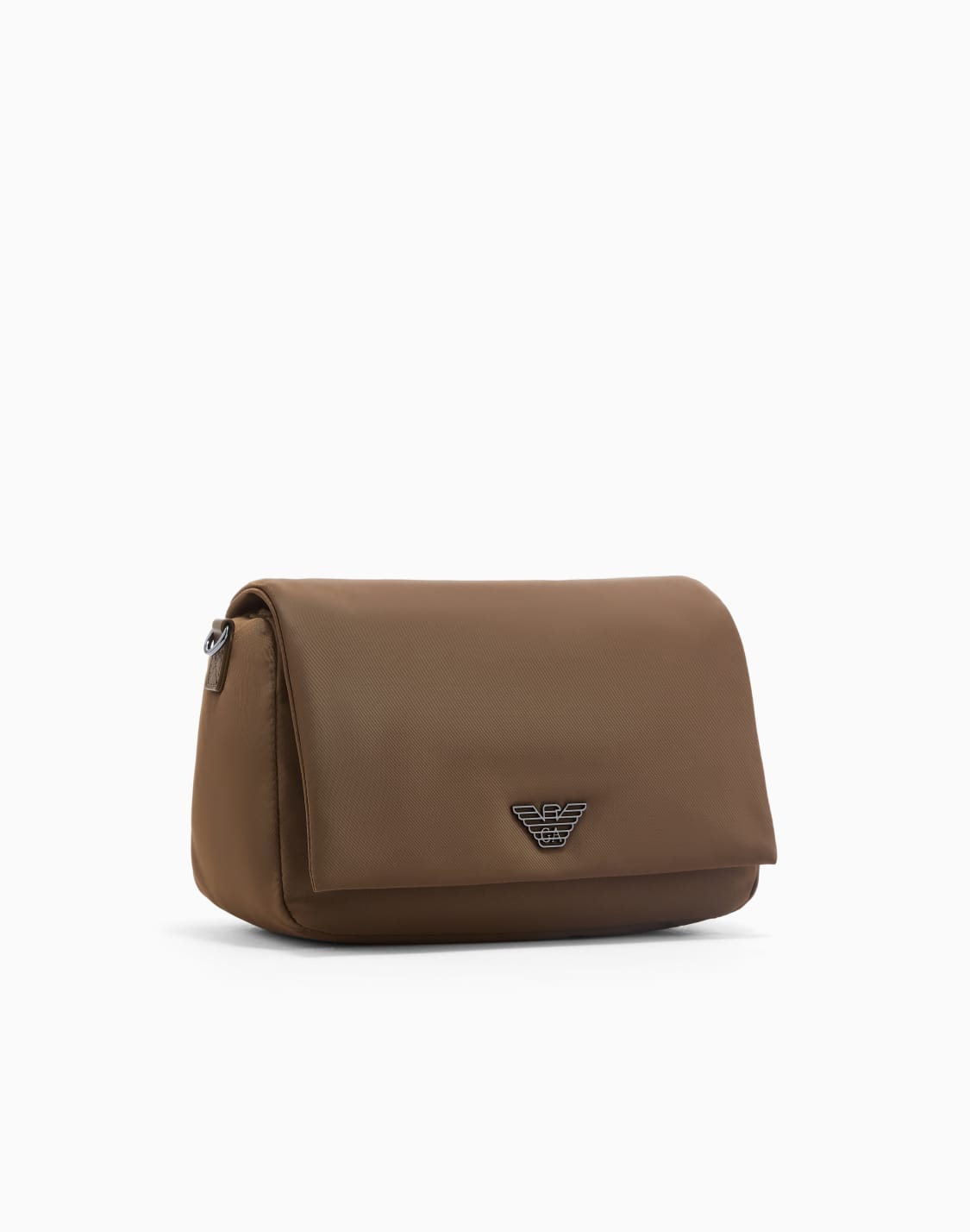 bolso-bandolera-con-solapa-de-nailon-reciclado-asv-beige--emporio-armani