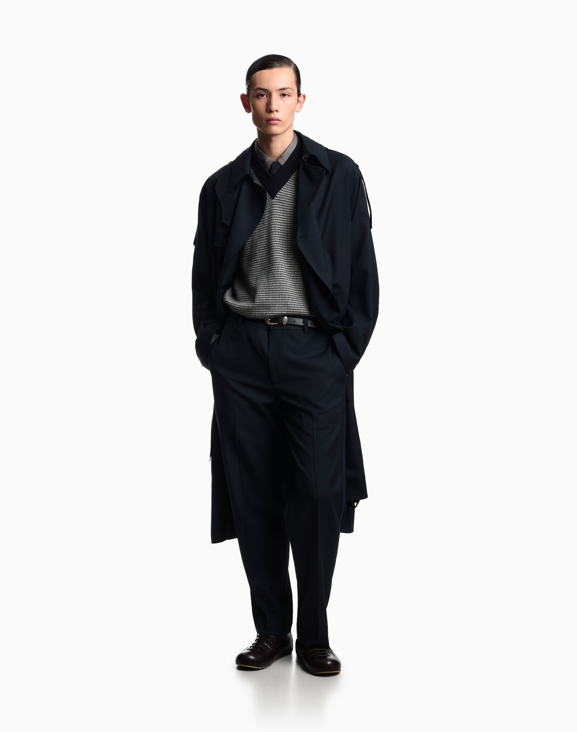 trousers-in-micro-textured-herringbone-light-wool-navy-blue--emporio-armani